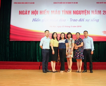 Công đoàn Viện KSND thành phố Hà Nội tham gia ngày hội hiến máu tình nguyện...