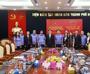 Viện KSND thành phố Hà Nội tiếp xã giao  Đoàn đại biểu Viện KSND tỉnh Quảng...