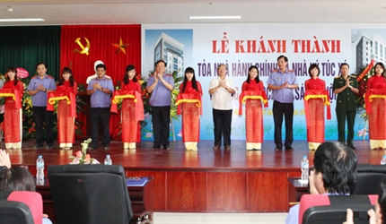 Lễ khánh thành Tòa nhà Hành chính và Ký túc xá sinh viên Trường Đại học...