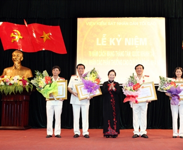 VKSNDTC kỷ niệm 70 năm Cách mạng Tháng Tám, Quốc khánh mùng 2/9 và trao tặng...