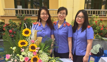 Chi đoàn Viện KSND Ba Đình tham gia các hoạt động kỷ niệm 62 năm ngày...