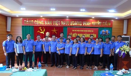 Công tác giáo dục chính trị, tư tưởng trong Chi bộ Viện KSND quận Đống Đa
