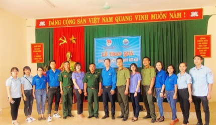 Chi đoàn Viện KSND quận Bắc Từ Liêm tham gia chương trình giao lưu,...