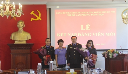 Văn phòng tổng hợp Viện KSND thành phố Hà Nội thực hiện kế hoạch phát...