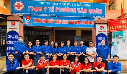 Chi đoàn Viện KSND quận Hà Đông tích cực tham gia hiến máu nhân đạo