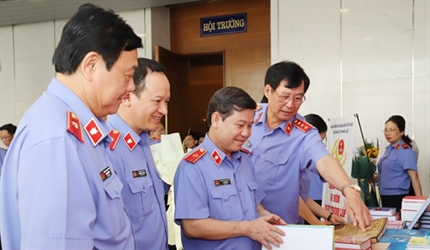 Báo Bảo vệ pháp luật tổng kết và trao giải hai cuộc thi viết về ngành KSND