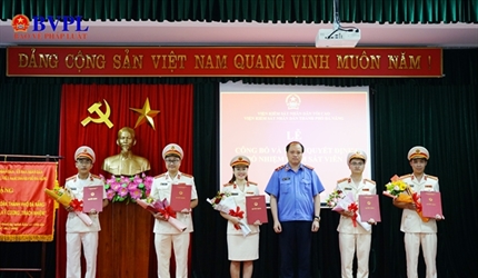 VKSND TP Đà Nẵng trao các Quyết định bổ nhiệm chức danh tư pháp