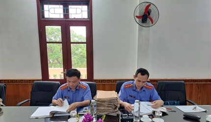 Phòng 8 kiểm sát việc lập hồ sơ đề nghị giảm thời hạn chấp hành án phạt...