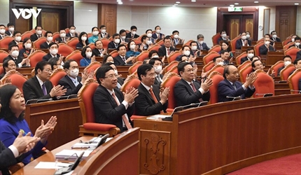 Ban hành quy định mới về 19 điều Đảng viên không được làm