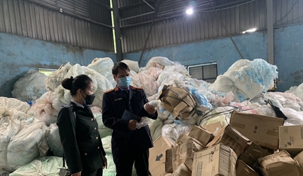Viện KSND thành phố Hà Nội kiểm sát tiêu hủy vật chứng của các vụ án...
