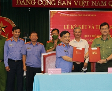 VKSND TP HCM ký quy chế phối hợp về bắt, tạm giữ, phân loại xử lý vụ việc...