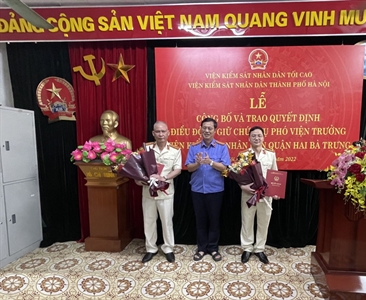 Công bố và trao Quyết định điều động chức vụ Phó Viện trưởng Viện KSND quận...