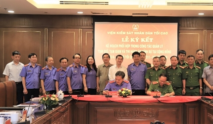 Lễ ký kết Kế hoạch phối hợp giữa Vụ 8 VKSND tối cao với Cục Quản lý...