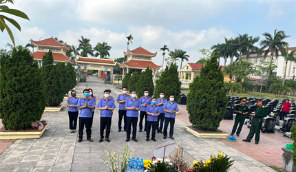 Viện KSND huyện Đông Anh tổ chức nhiều hoạt động kỷ niệm 75 năm ngày...