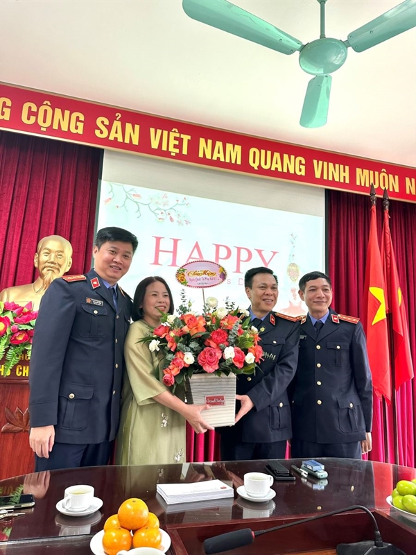 Viện KSND quận Hoàng Mai tổ chức gặp mặt cán bộ công chức, người lao động nữ nhân ngày Quốc tế Phụ nữ 8/3