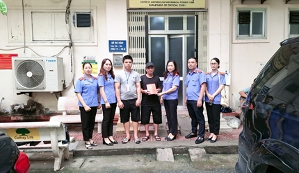 Thăm hỏi, động viên gia đình đoàn viên bị tai nạn giao thông