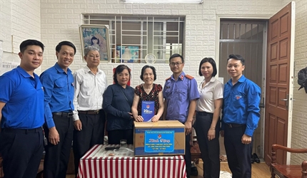Chi đoàn Viện KSND quận Hoàng Mai phối hợp Quận đoàn Hoàng Mai tri ân...