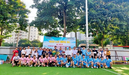 Viện KSND huyện Thanh Trì tổ chức giao lưu bóng đá chào mừng kỷ niệm 63...