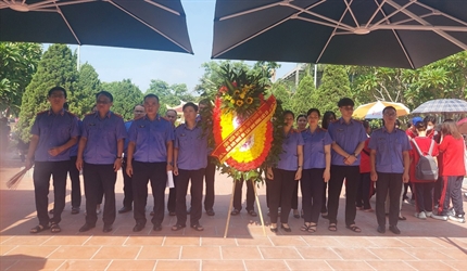 Viện KSND huyện Thanh Trì hưởng ứng kỷ niệm 76 năm ngày Thương binh...