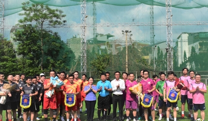 Chi đoàn thanh niên Viện KSND quận Cầu Giấy tổ chức thành công Giải...