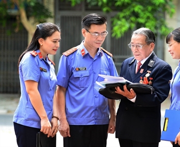 Người con Đông Anh trên hành trình thắp lửa, đưa pháp luật đến với nhân dân