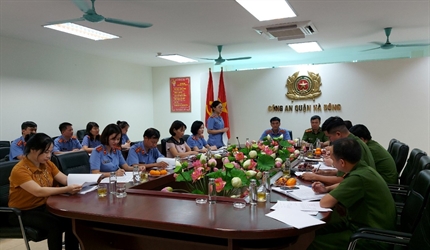 Viện KSND quận Hà Đông tiến hành kiểm sát trực tiếp hoạt động thi hành...