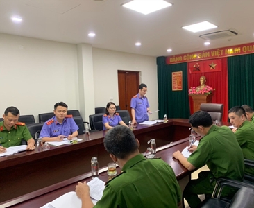 Viện KSND quận Nam Từ Liêm và huyện Quốc Oai trực tiếp kiểm sát việc tiếp...