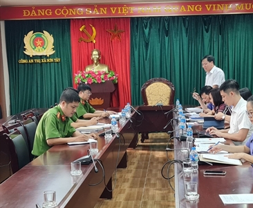 Viện KSND thị xã Sơn Tây kiểm sát việc thi hành tạm giữ, tạm giam tại Nhà...