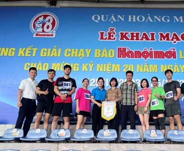 Đoàn viên Chi đoàn Viện KSND quận Hoàng Mai tích cực tham gia thi đấu chung...