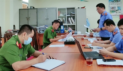 Viện KSND huyện Thường Tín tiến hành trực tiếp kiểm sát việc tuân theo...