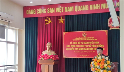 Lễ công bố và trao Quyết định điều động giữ chức vụ Phó Viện trưởng...