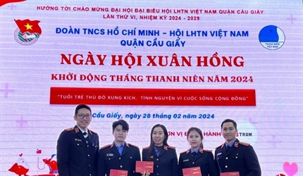 Chi đoàn thanh niên Viện KSND quận Cầu Giấy tích cực hưởng ứng các hoạt...
