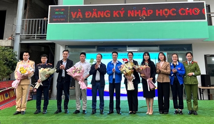 Viện KSND huyện Sóc Sơn tham gia tuyên truyền pháp luật thông qua...