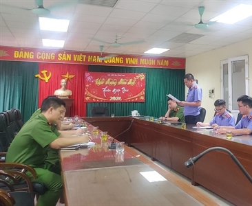 Viện KSND huyện Thanh Trì trực tiếp kiểm sát việc tiếp nhận, giải quyết...