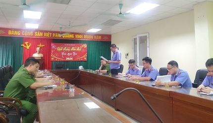 Viện KSND huyện Thanh Trì trực tiếp kiểm sát việc tiếp nhận, giải quyết...