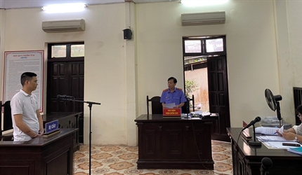 Viện KSND huyện Hoài Đức phối hợp với Tòa án nhân dân cùng cấp tổ chức...