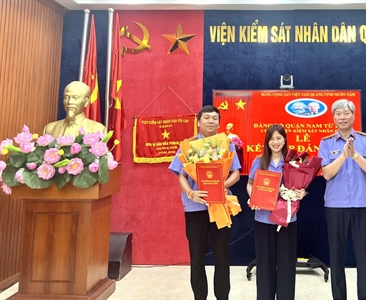 Chi bộ Viện KSND quận Nam Từ Liêm tổ chức Lễ kết nạp đảng viên mới