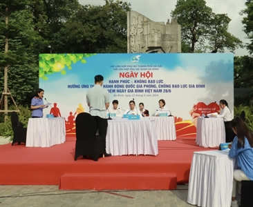 Viện KSND quận Ba Đình phối hợp cùng Hội Liên hiệp phụ nữ quận Ba Đình  tổ...