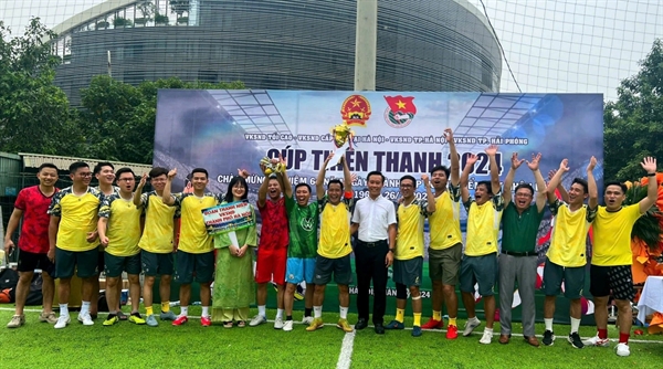 Đội bóng Đoàn Thanh niên Viện KSND thành phố Hà Nội giành Giải nhất Giải bóng đá nam tứ hùng “Cúp Thiên Thanh năm 2024”