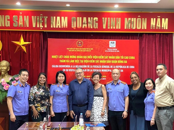 Viện KSND quận Đống Đa đón tiếp và trao đổi các lĩnh vực về pháp luật với đoàn đại biểu Viện KSND tối cao nước Cộng hòa Cuba