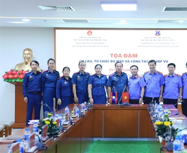 Viện KSND thành phố Hà Nội đón tiếp và làm việc với đoàn công tác Viện KSND...