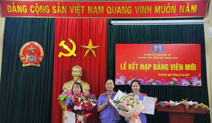 Chi bộ Viện KSND huyện Chương Mỹ tổ chức Lễ kết nạp đảng viên mới