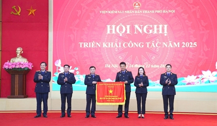 Viện trưởng VKSND tối cao Nguyễn Huy Tiến dự Hội nghị triển khai công...