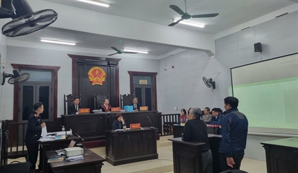 Xét xử vụ án “Lợi dụng chức vụ quyền hạn trong khi thi hành công vụ”...