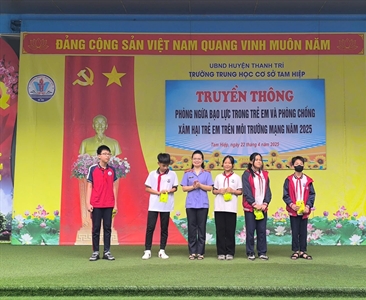 Viện KSND huyện Thanh Trì tuyên truyền pháp luật “phòng chống bạo lực học...