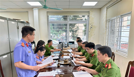 Viện KSND huyện Ba Vì thực hiện kiểm sát trực tiếp việc tạm giữ, tạm...