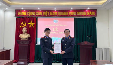 Chi bộ Viện KSND huyện Mê Linh tổ chức kết nạp Đảng viên mới