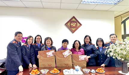Phòng kiểm sát và giải quyết đơn khiếu nại, tố cáo trong hoạt động tư...