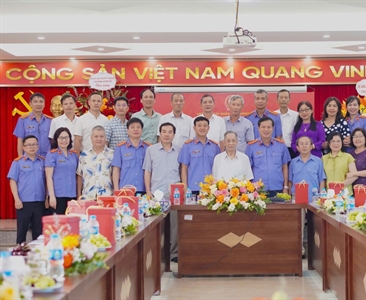 Viện KSND khu vực 5 tổ chức mít tinh kỷ niệm 65 ngày thành lập Ngành