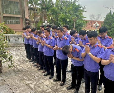 Viện KSND khu vực 9 – Hà Nội dâng hương tưởng niệm các Anh hùng, Liệt sĩ...
